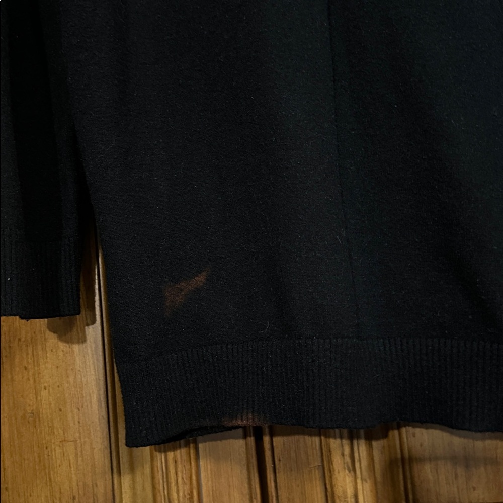 Givenchy Sweater in Black Faded White and Red Accents Wool Blend Medium - Picture 8 of 16